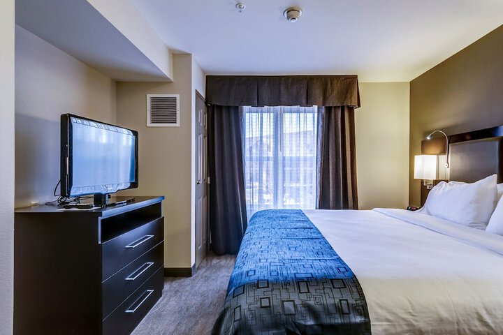 Holiday Inn Express St. Louis West - OFallon by IHG