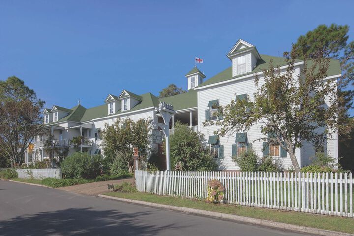 Roanoke Island Inn