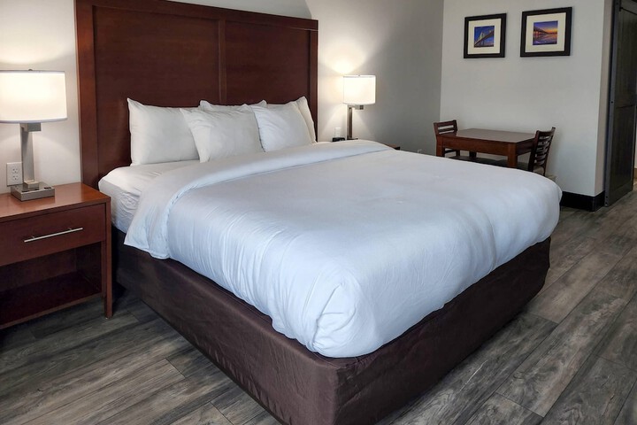 Comfort Suites Baymeadows Near Butler Blvd