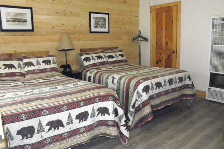 Room 11 of 14