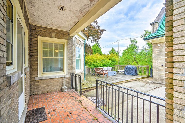 Charming Historic Home 1 Mi to Dtwn Olean!
