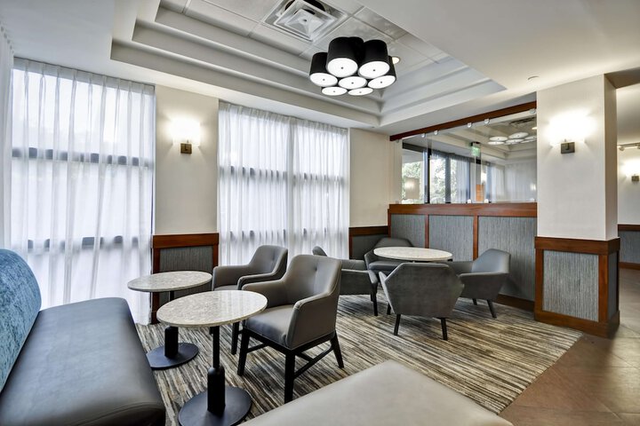 Hotel Interior 12 of 40