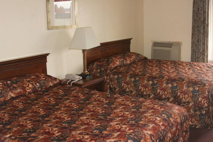 Room 14 of 32