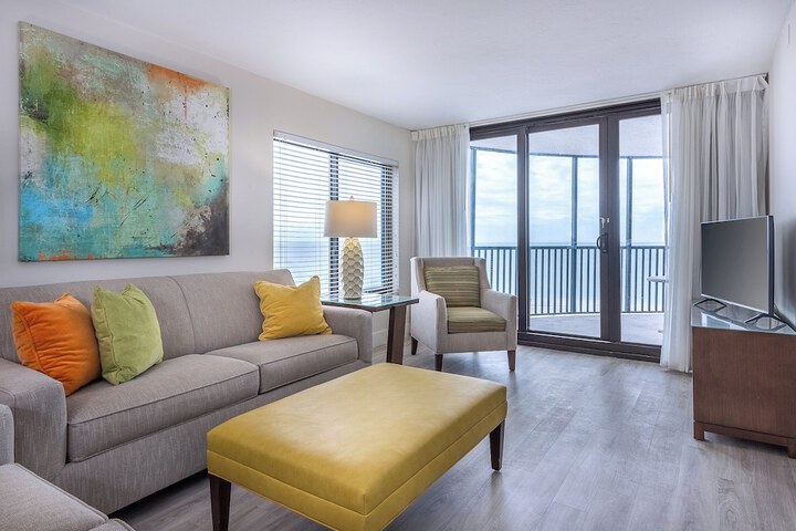 Pointe Estero Beach Resort