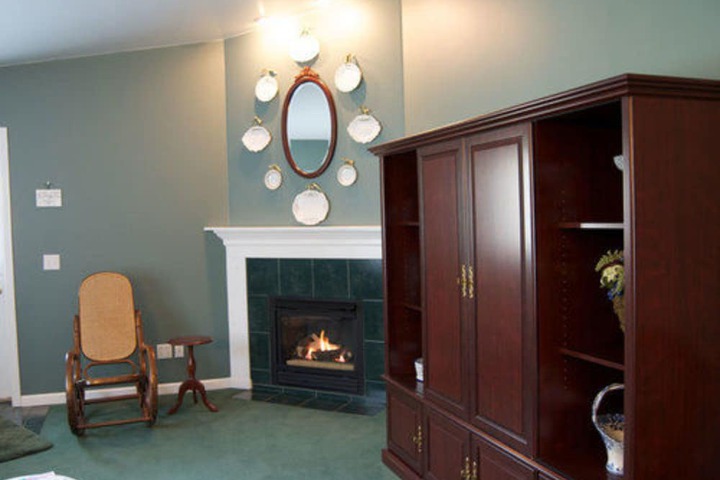 Room 25 of 43