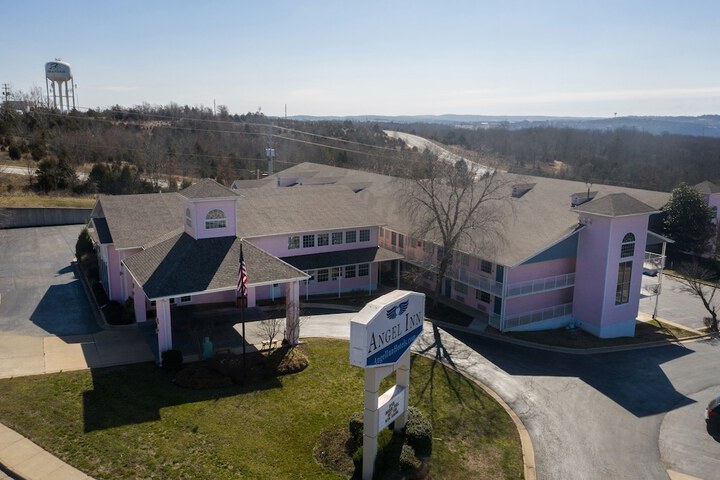Hotel 4 of 55