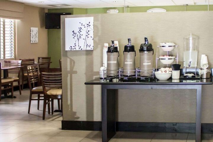 Breakfast/Coffee Service 13 of 13