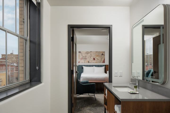 Hotel Forty Five Macon, a Tribute Portfolio Hotel