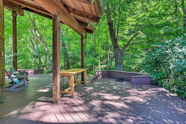 Tree-lined Robbinsville Studio Near Trails!