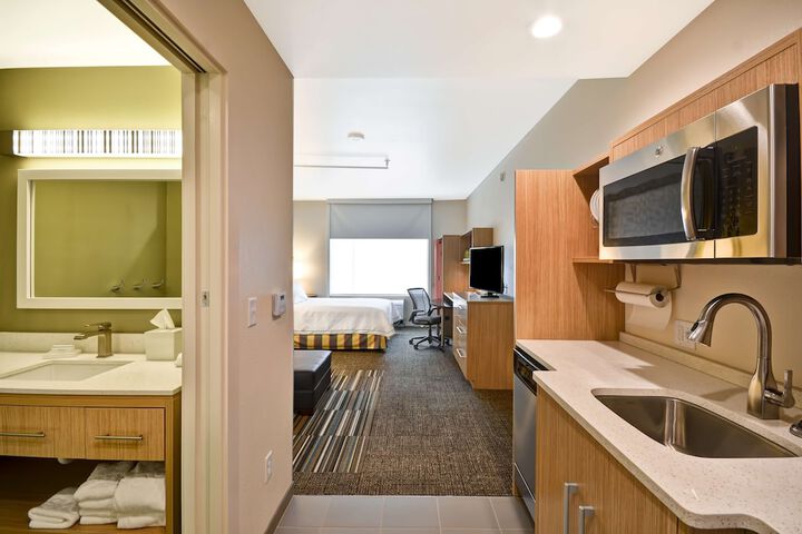 Room 18 of 36