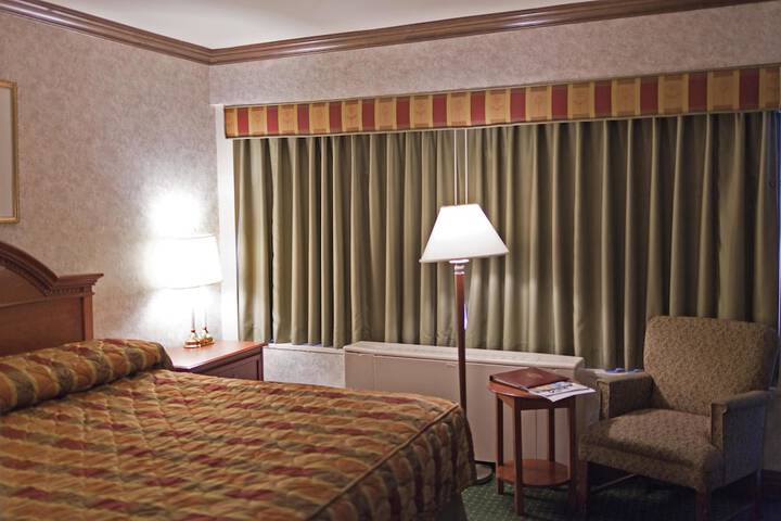 Room 22 of 39
