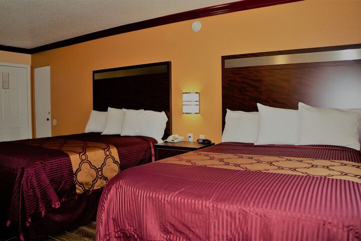 Room 22 of 38