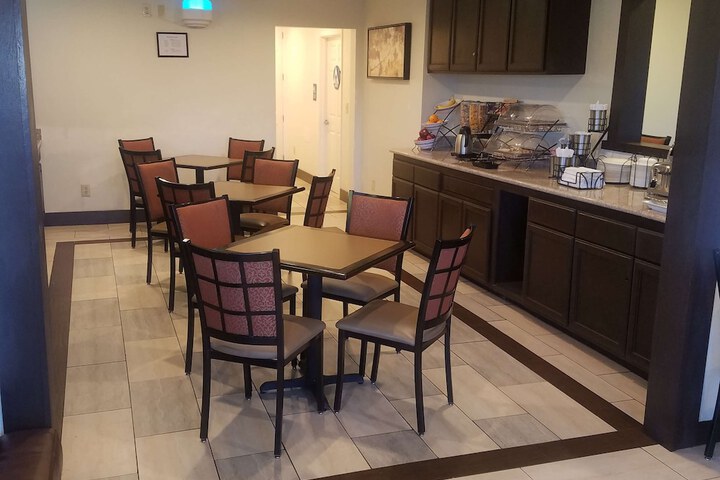 SureStay Hotel by Best Western Hollister