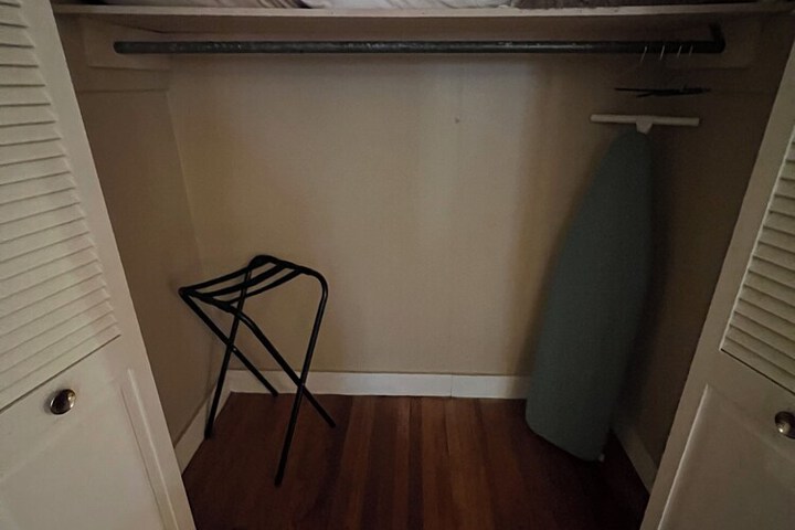 Room 25 of 79