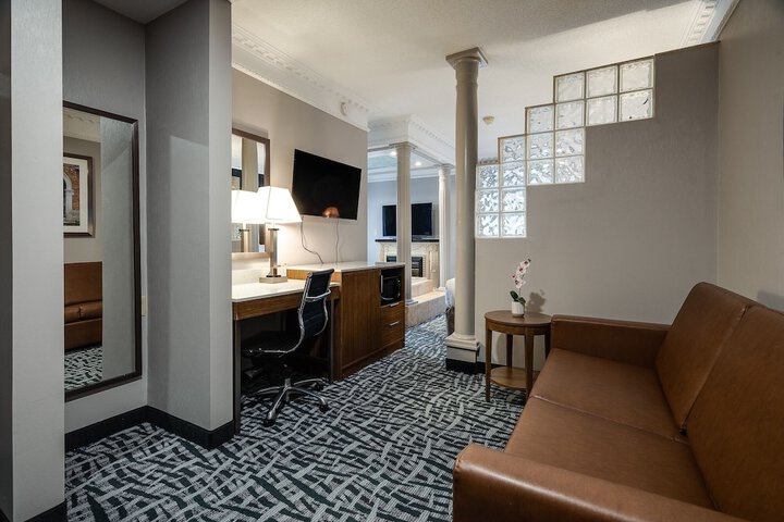 Room 41 of 78
