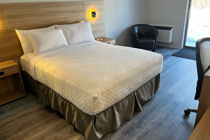 Room 44 of 71