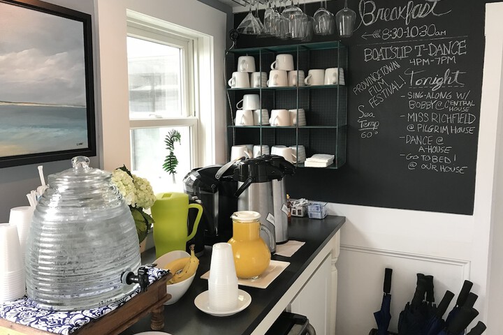 Breakfast/Coffee Service 32 of 35