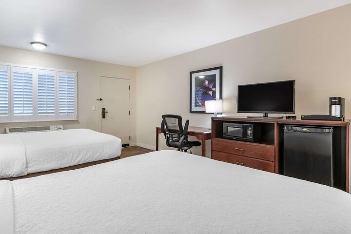 Room 20 of 54