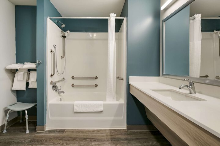 Room 35 of 45