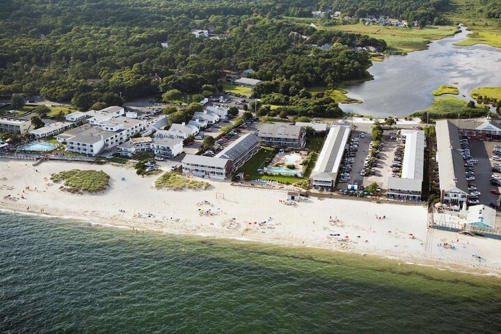 Riviera Beach Resort