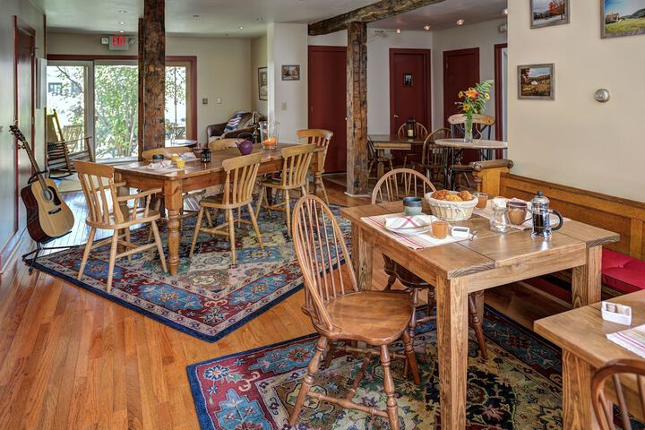 The Woodstocker B & B