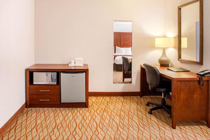 Room 50 of 85