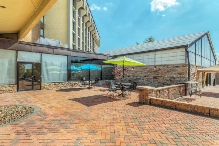 Terrace/Patio 90 of 96