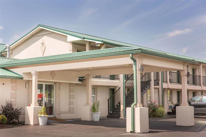 Hotel 1 of 5