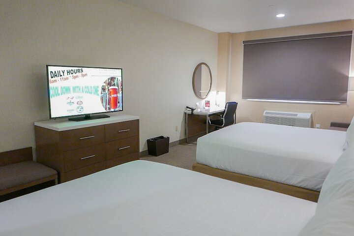 Room 39 of 84