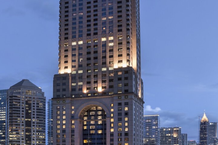 Hotel 1 of 94