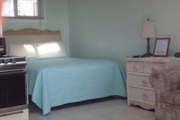 Jamesport Bay Suites
