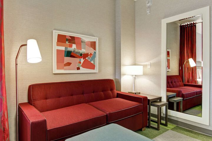 Room 43 of 62