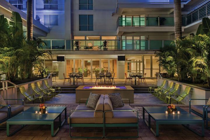 Hotel Alba Tapestry Collection by Hilton