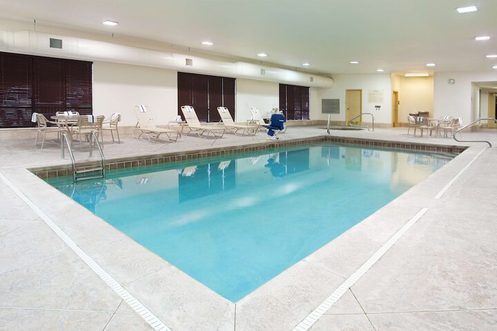 Pool 3 of 27