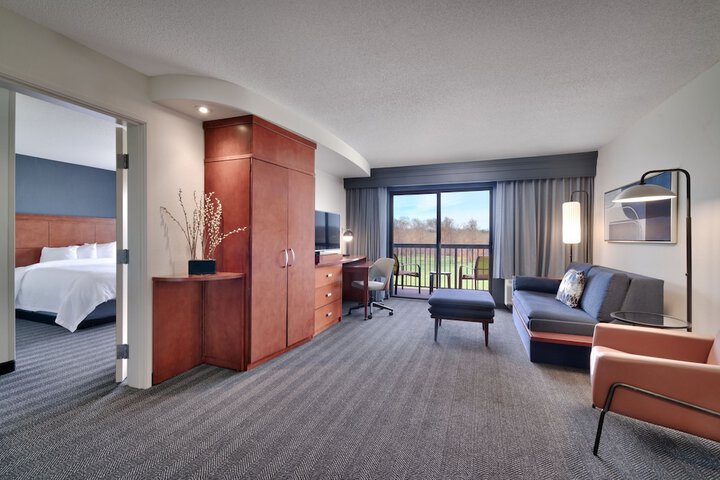Room 30 of 40