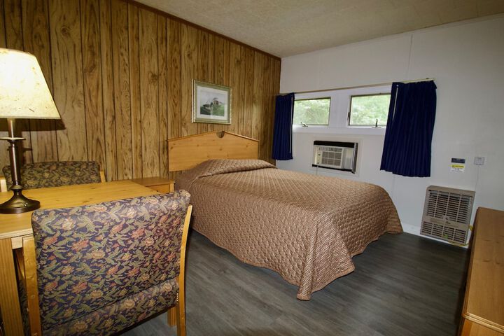 Room 21 of 47