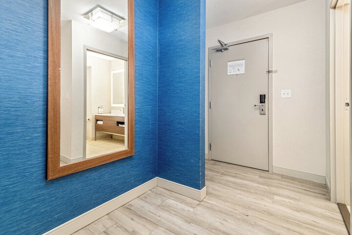 Room 314 of 348