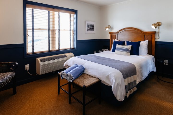 Room 55 of 114