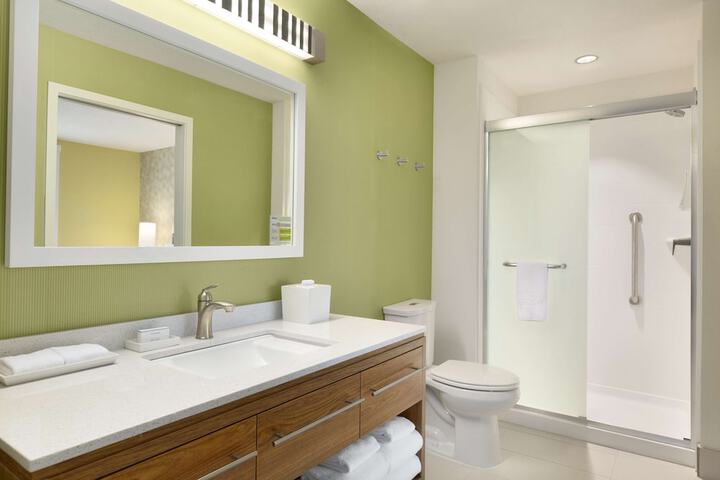Room 12 of 22