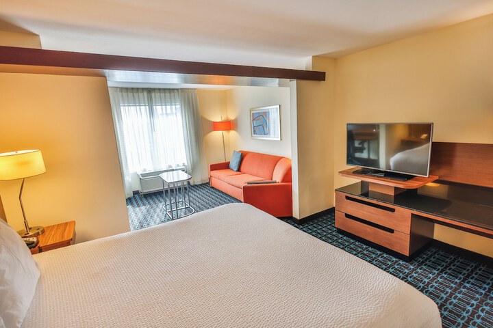 Wavecrest Lodge