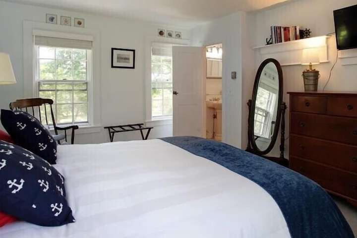 Room 21 of 40