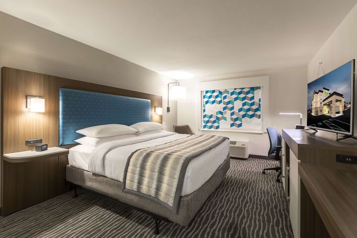 Room 20 of 37