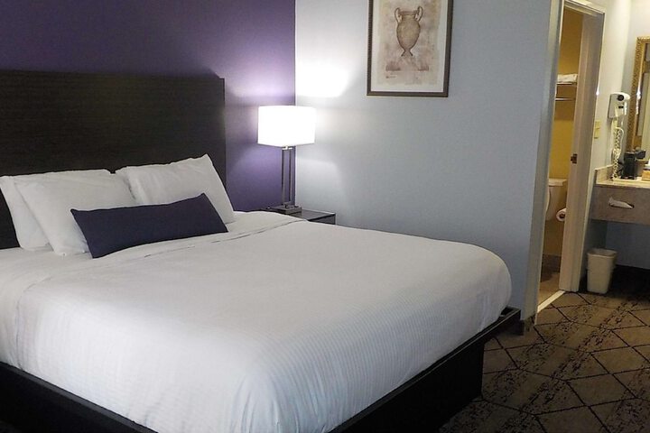 Room 20 of 39