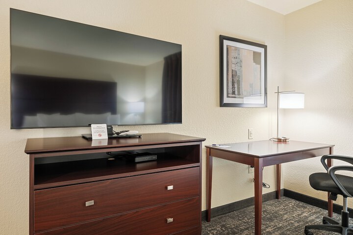 Room 39 of 63