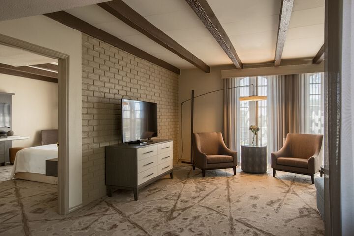 Room 18 of 70