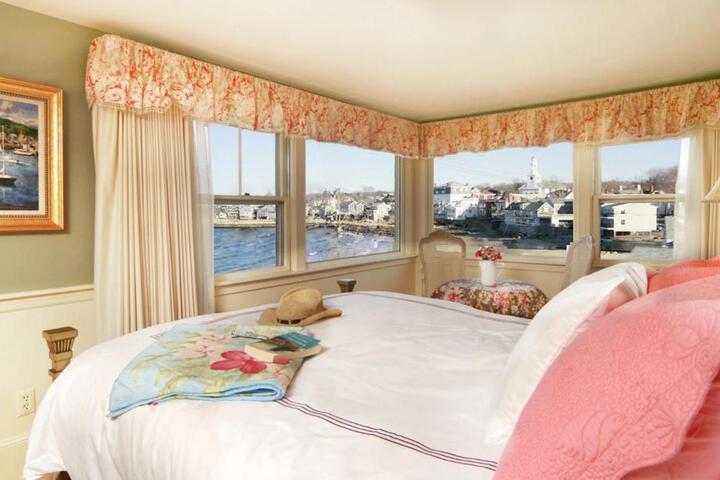 Beach & King Street Inn