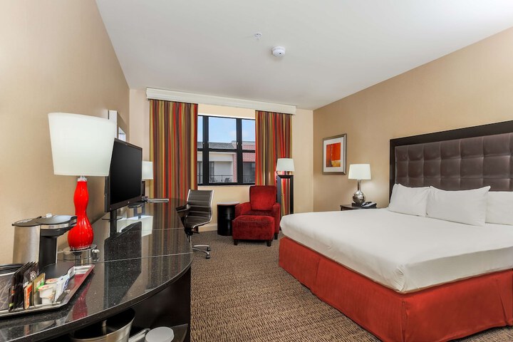 Room 40 of 82