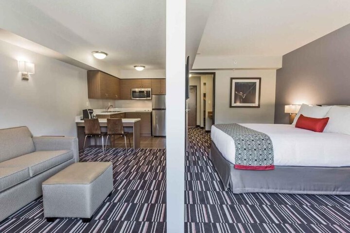 Microtel Inn & Suites by Wyndham Fort Mcmurray