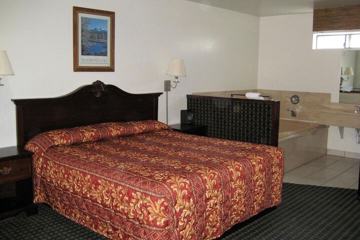 Room 16 of 21