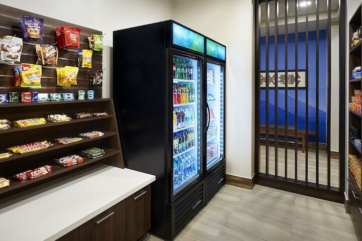 Holiday Inn Express and Suites Brantford by IHG